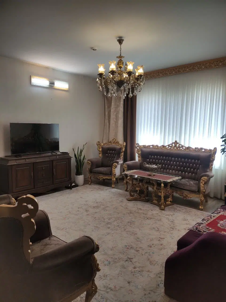 اپارتمان شیک و تمیز