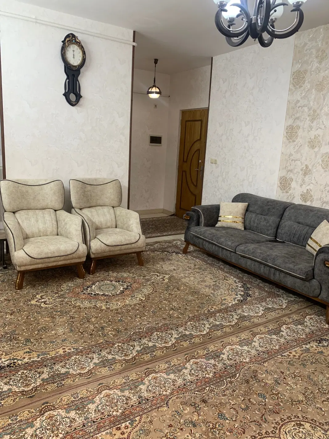 اجاره آپارتمان آزادشهر