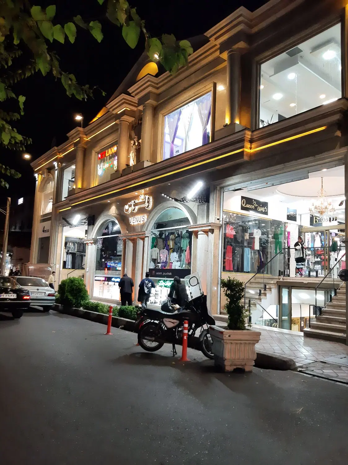 تعداد محدودی واحد تجاری جهت رهن و اجاره
