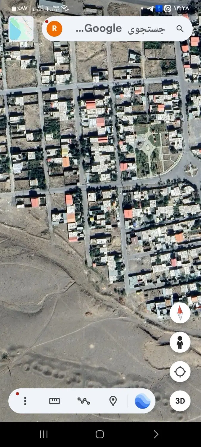 زمین قلفتی چهار دیواری دو بر در روستای جنداب