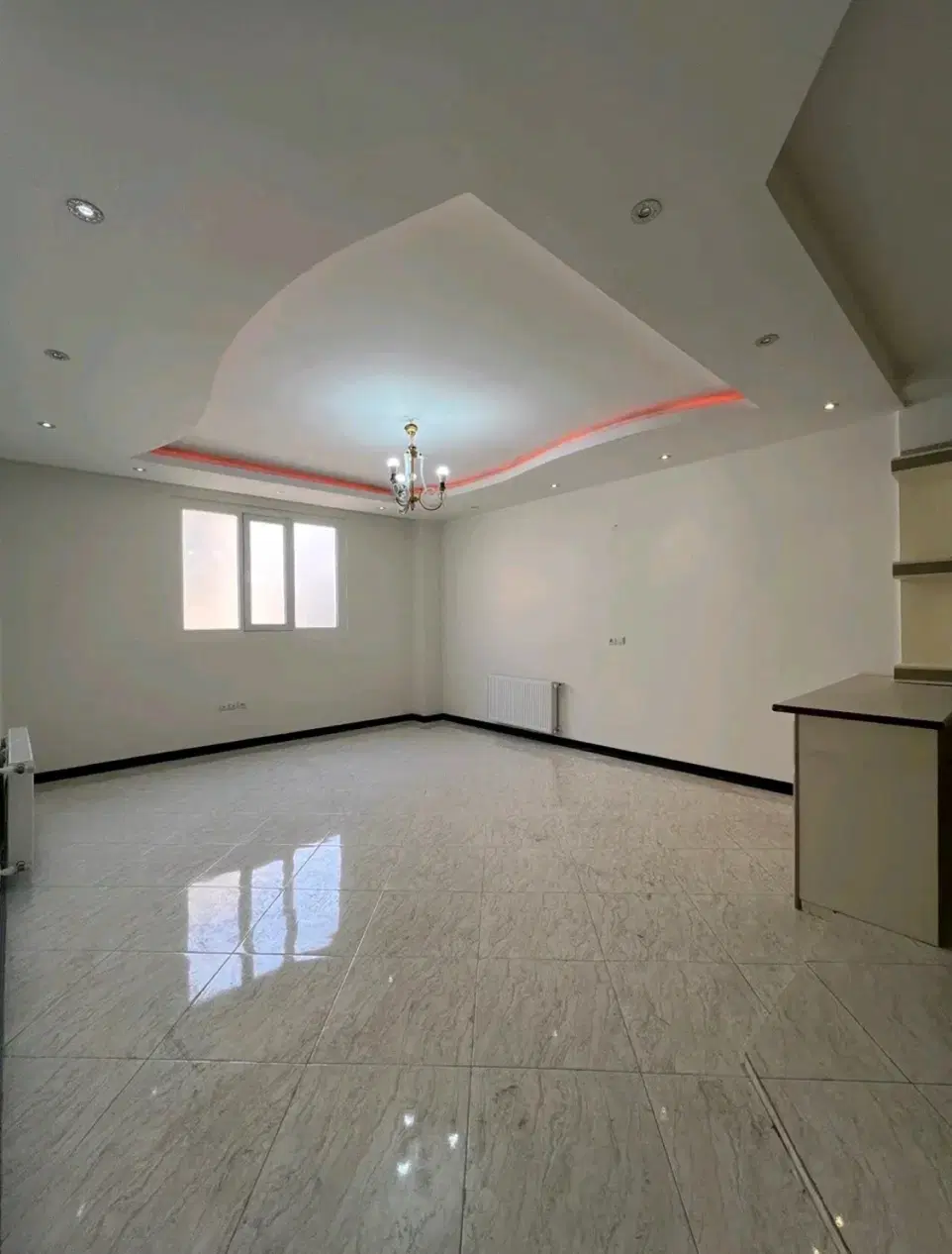 ۷۷متر*سند دار *پارکینگ اختصاصی *اسانسور