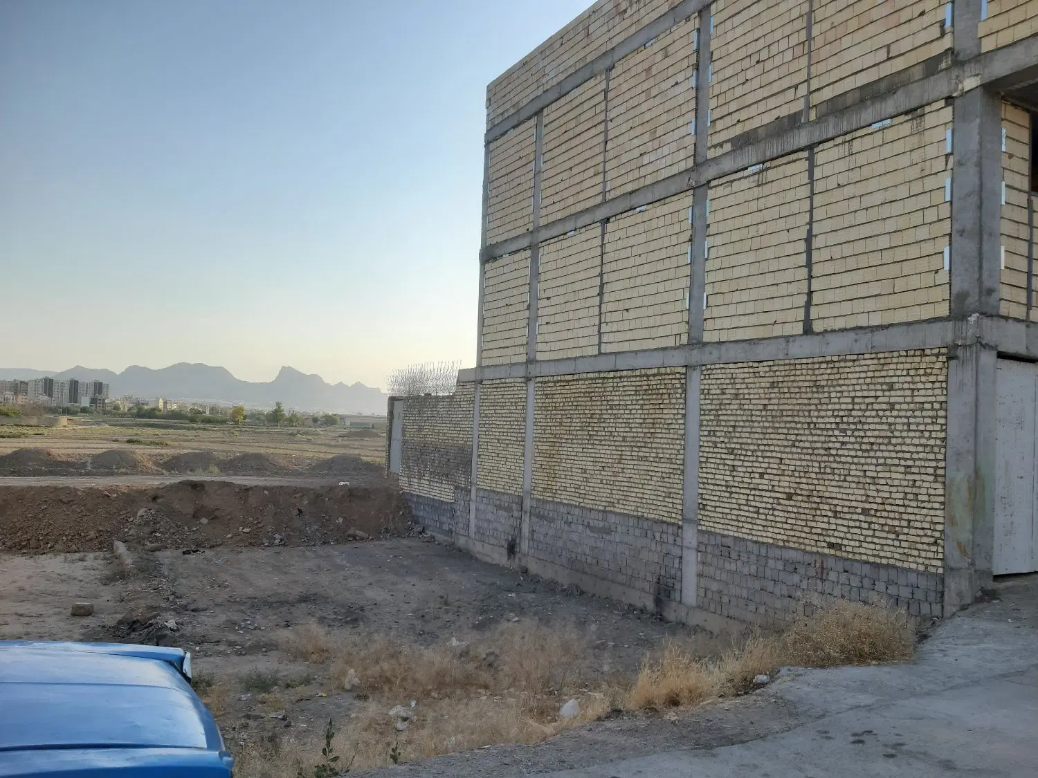 زمین جی شیر سردار باقری