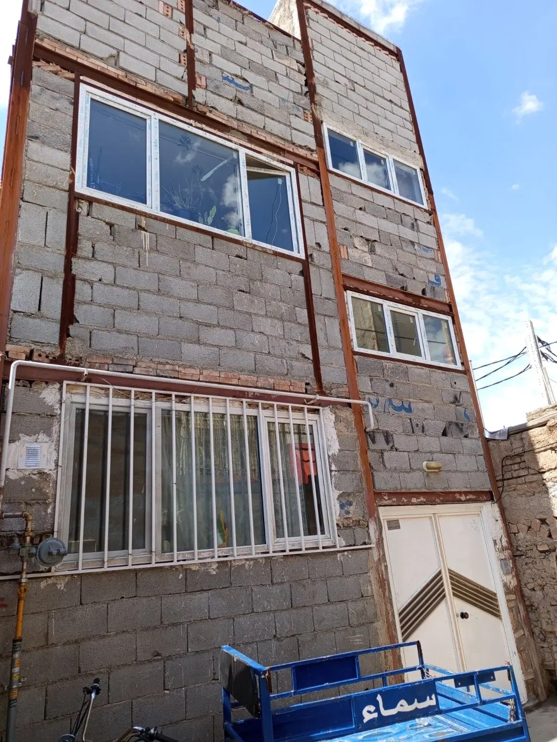 خانه دوطبقه تازه ساخت درحجتی
