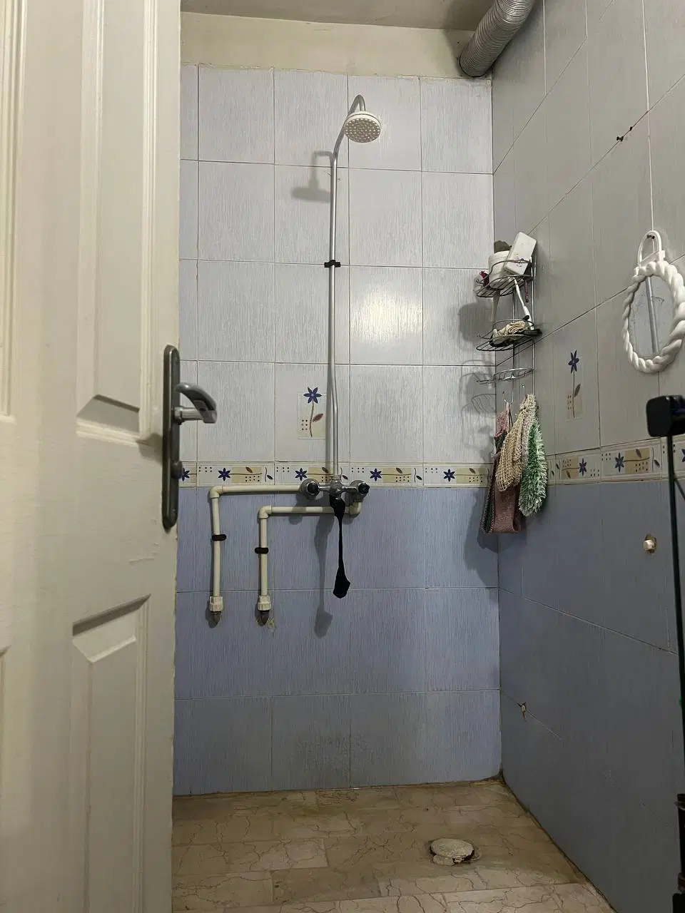۶۲ متری زربافیان