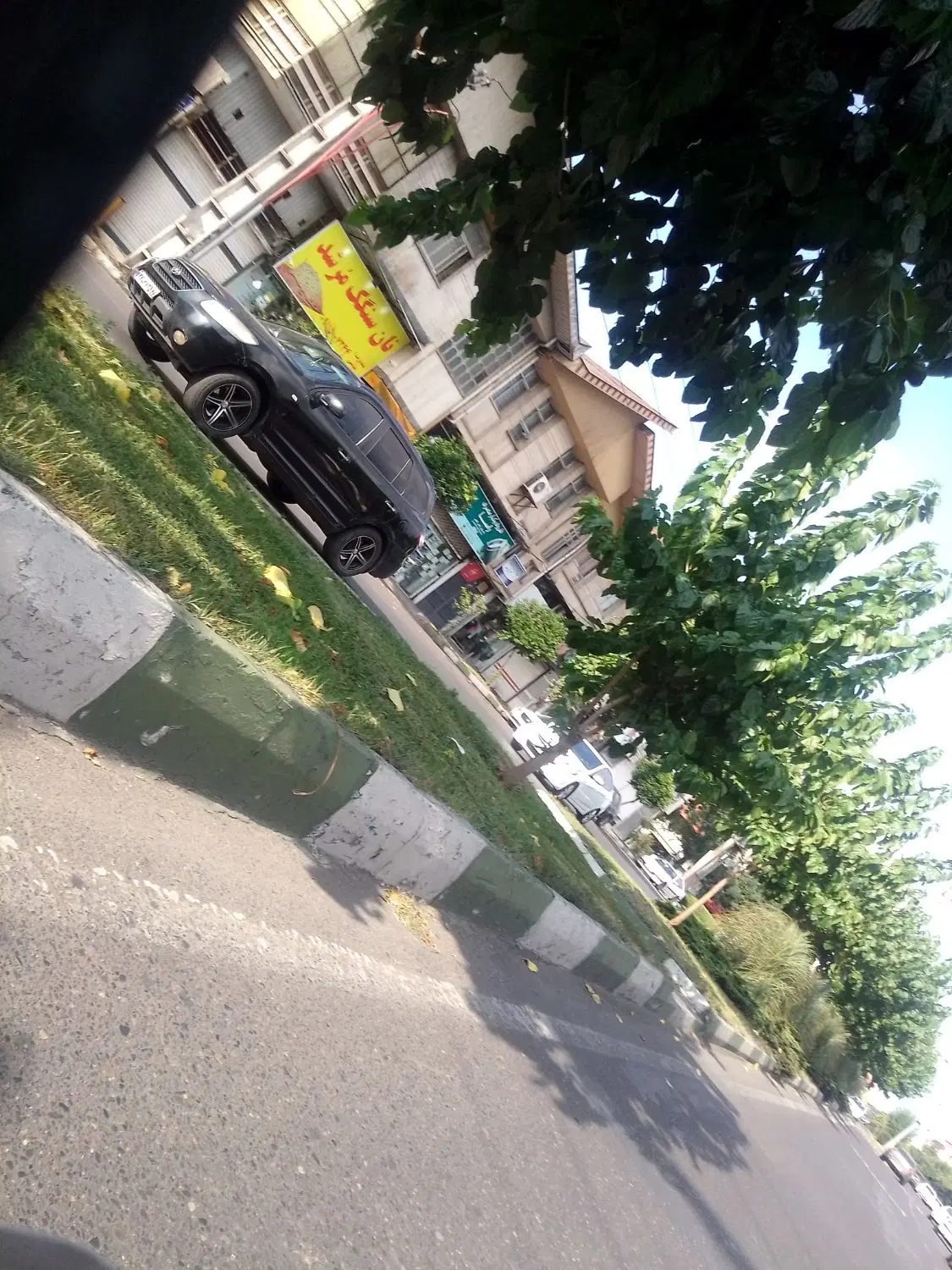 مشارکت در کار.