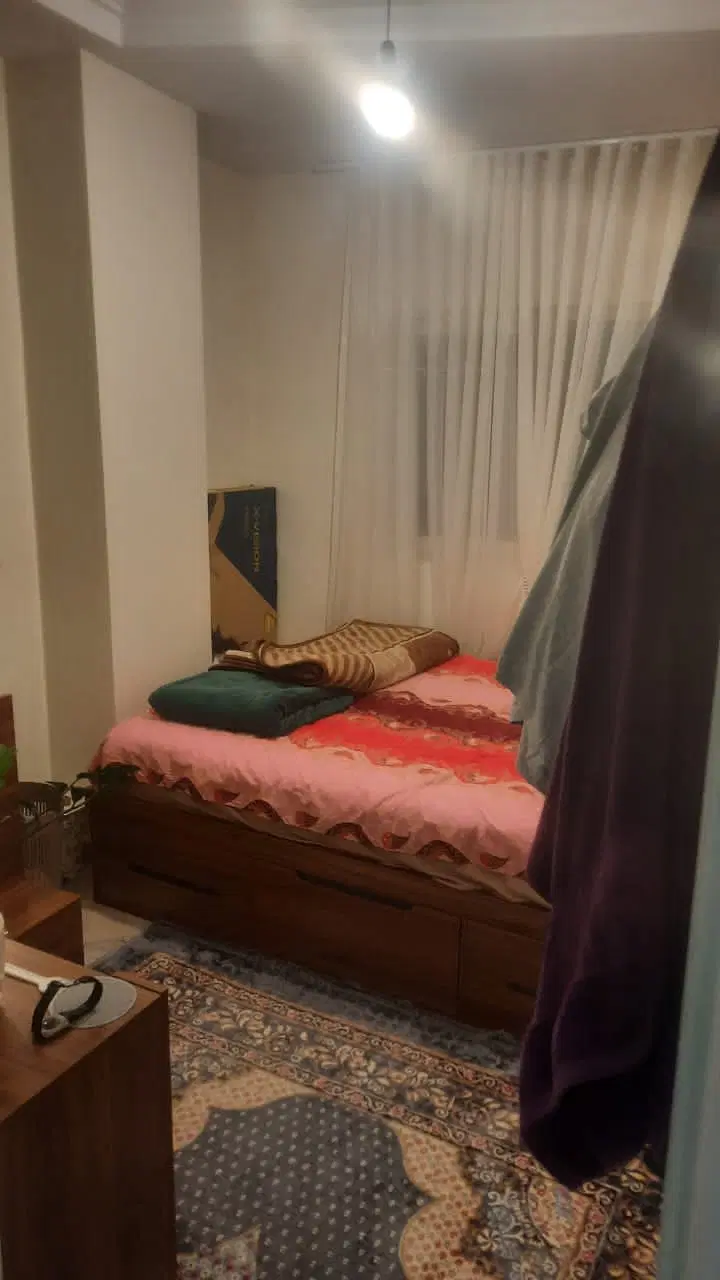 ۶۵ متر دو خوابه تمیز