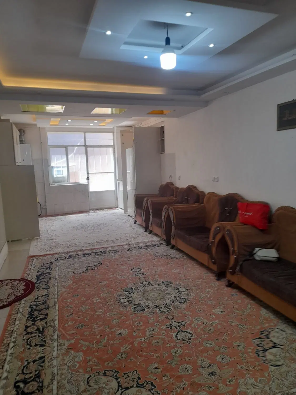 سوئیت منزل آرامگاه باباطاهر