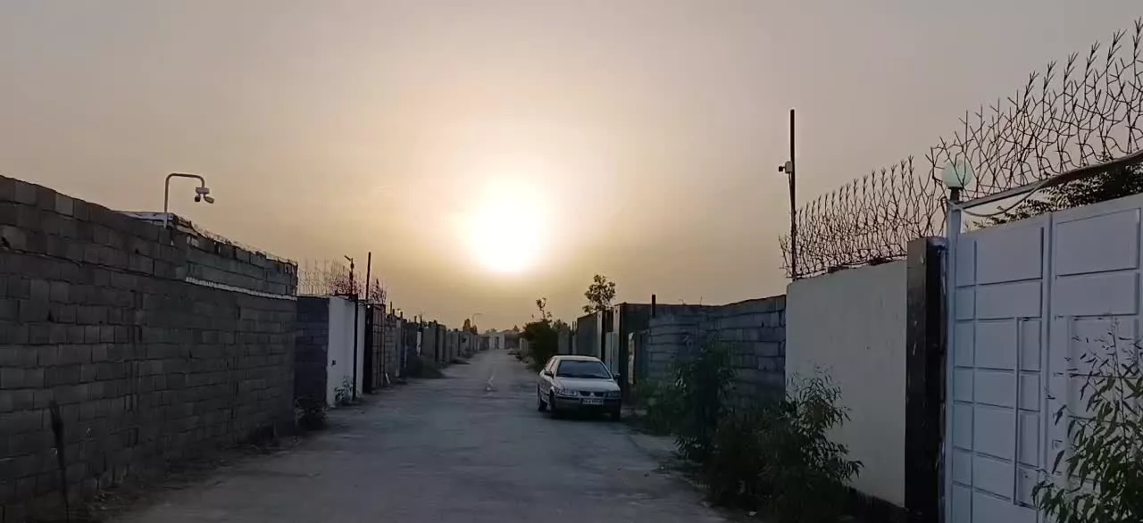 باغ چهاردیواری ازیران