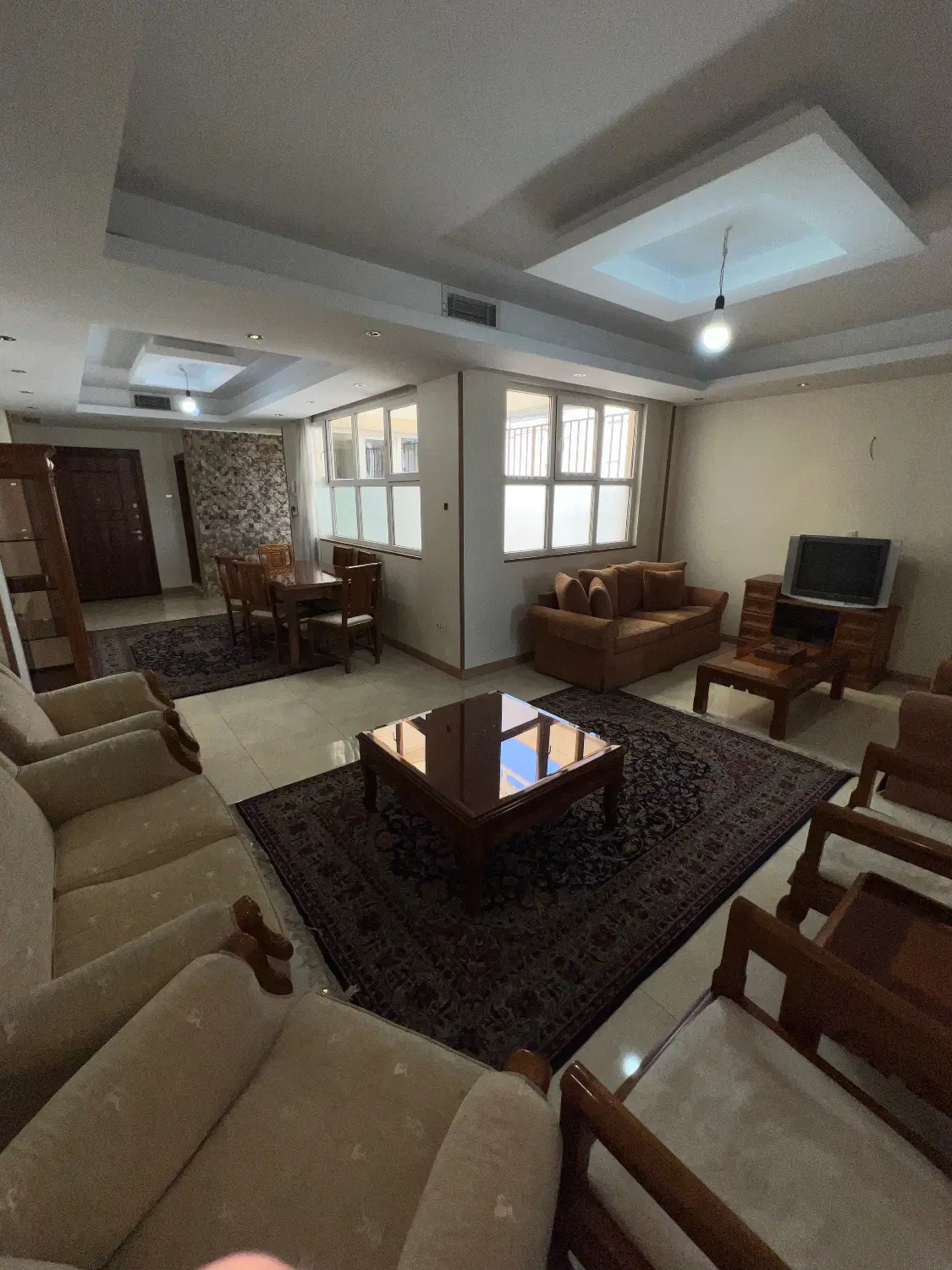 یوسف آباد ۹۶ متر دو خوابه فول امکانات