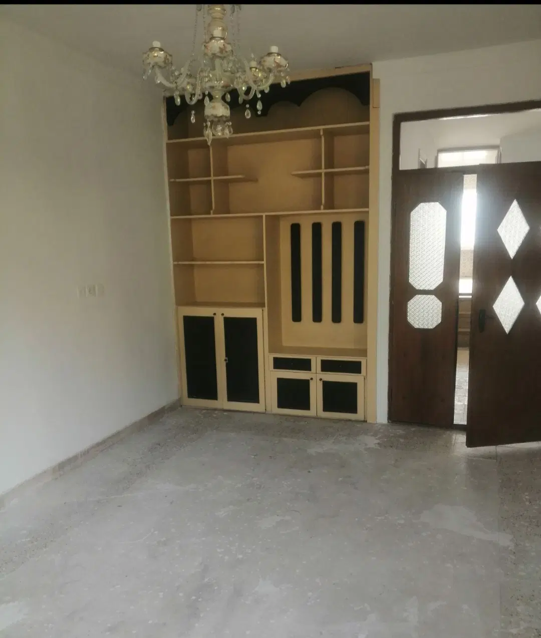 خانه ویلایی دوطبقه خ ولیعصر خ نور