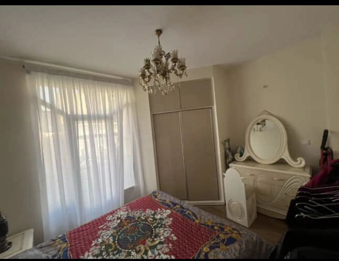 ۶۵ متر ۱ خواب طبقه سوم با پارکینگ