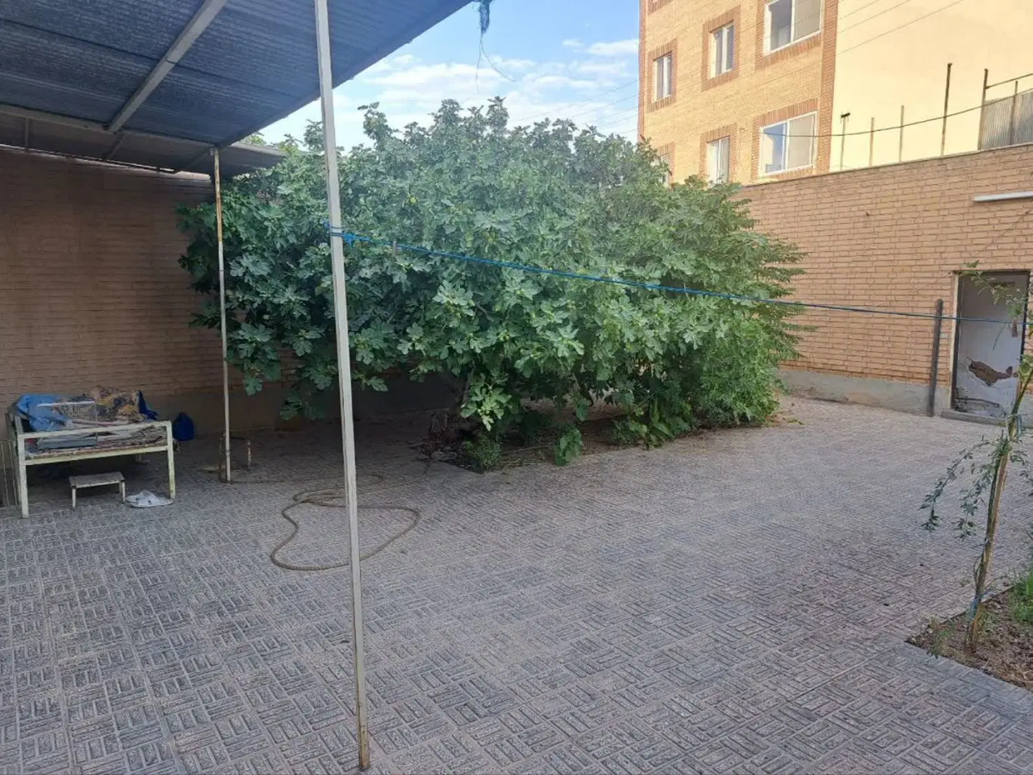 ویلایی ۷ تیر و آپارتمان مسکن مهر میدان نور