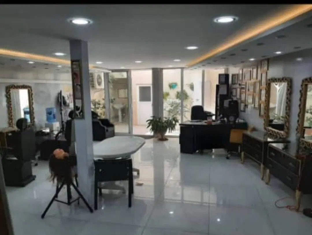 رهن واجاره اموزشگاه ارایش با وسایل ومجوز