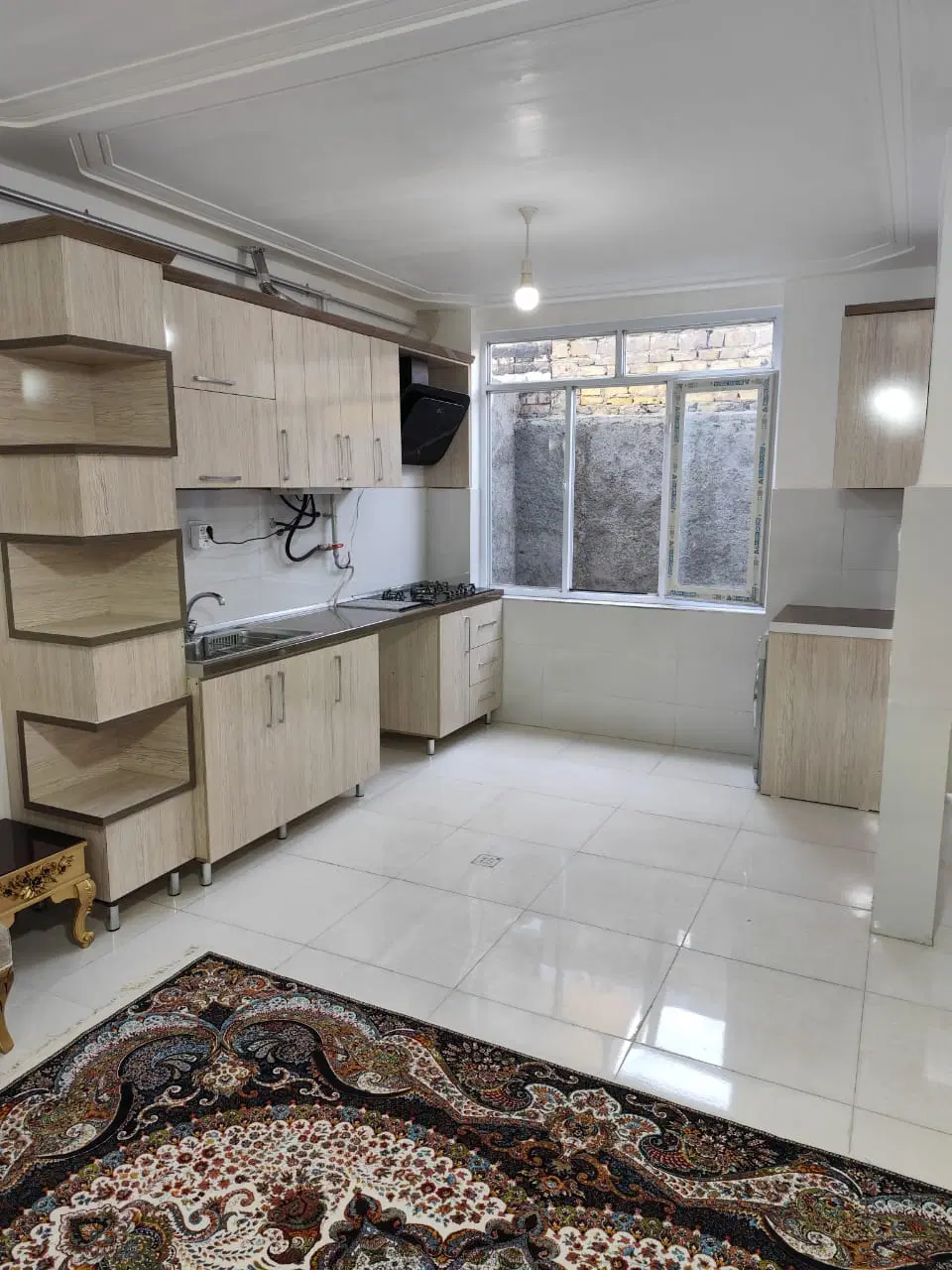 حیاط لوکس مسکونی