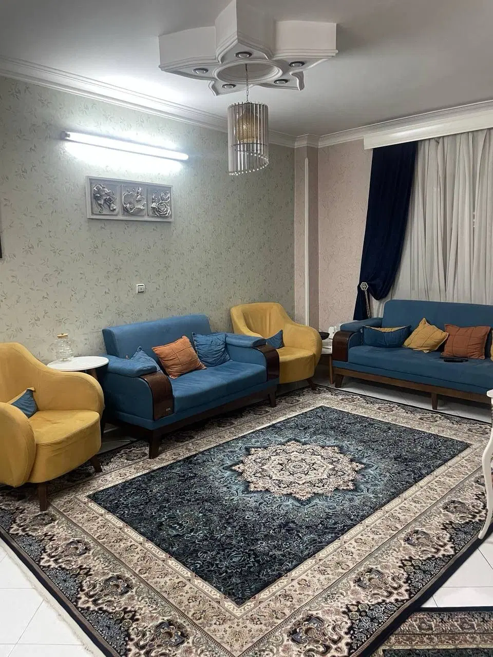 ۴۴ متر یک‌خوابه،پارکینگ و انباری،تخلیه،هفت‌چنار