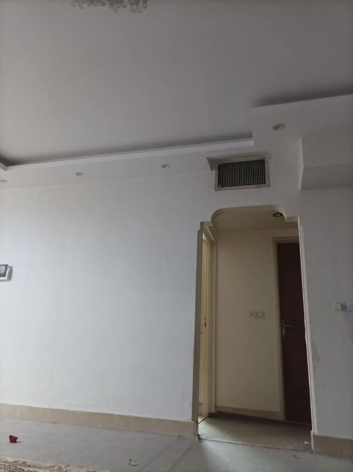 یک باب منزل مسکونی طبقه دوم