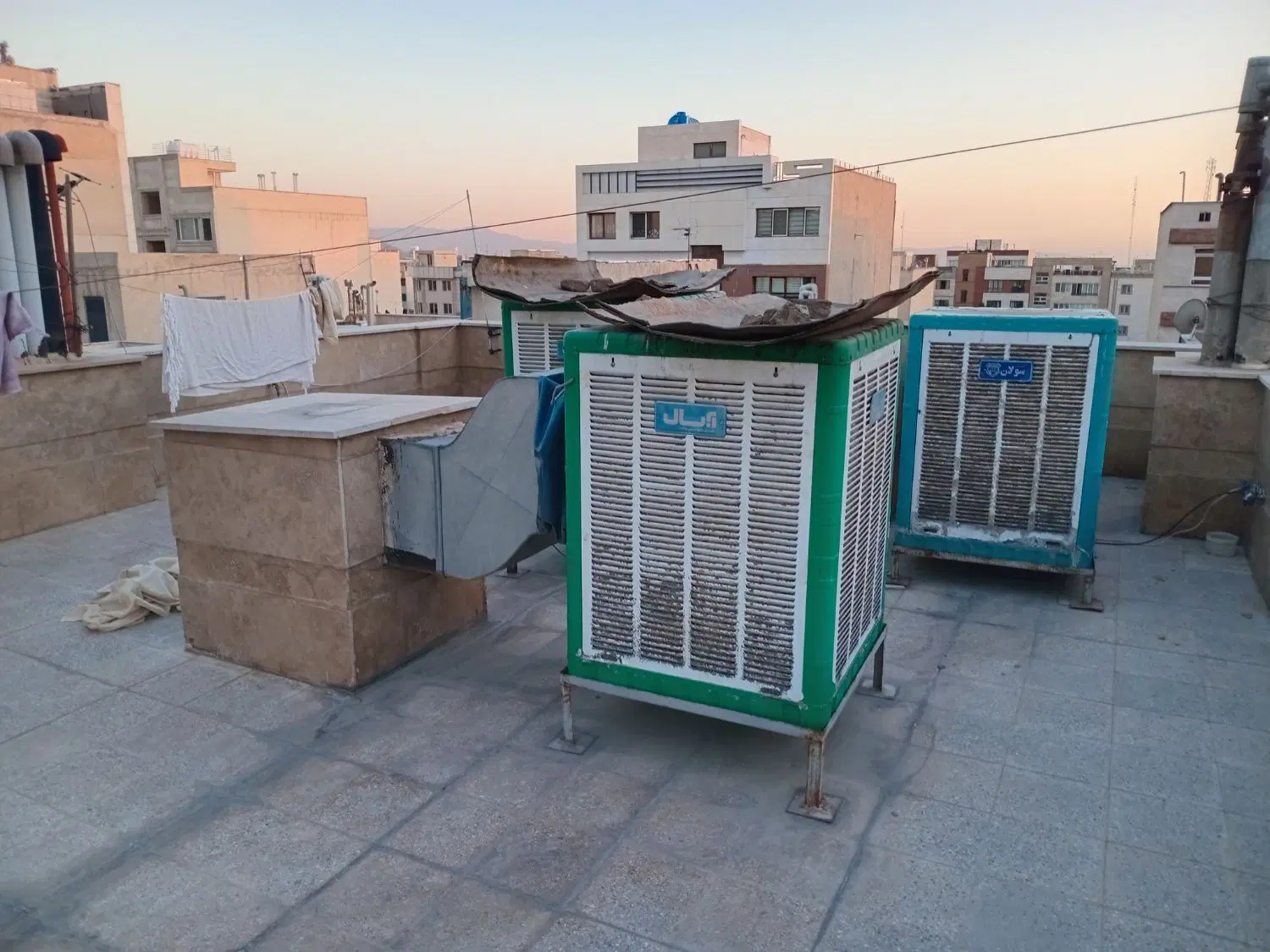 آپارتمان۹۰متری سه راه فلسطین