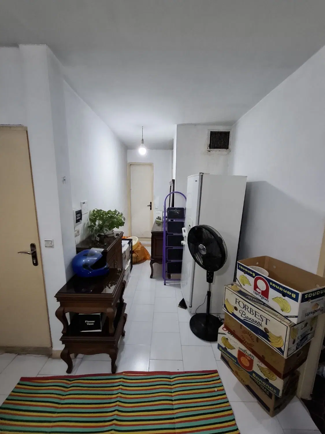 ۴۵ متری پارکینگ انباری دار