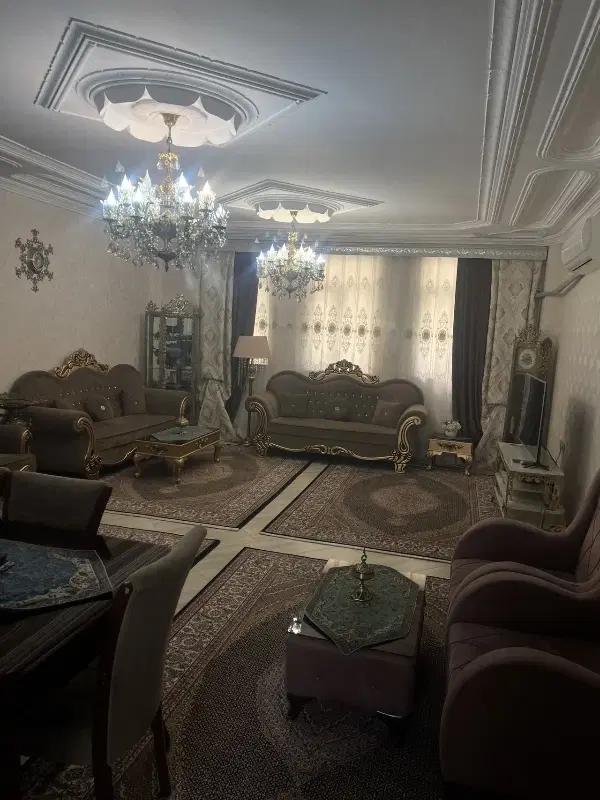 منزل مسکونی سه طبقه