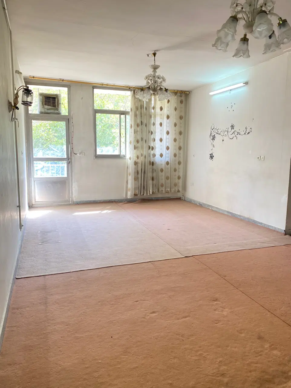 خانه ی اجاره ای خ شیخ مفید