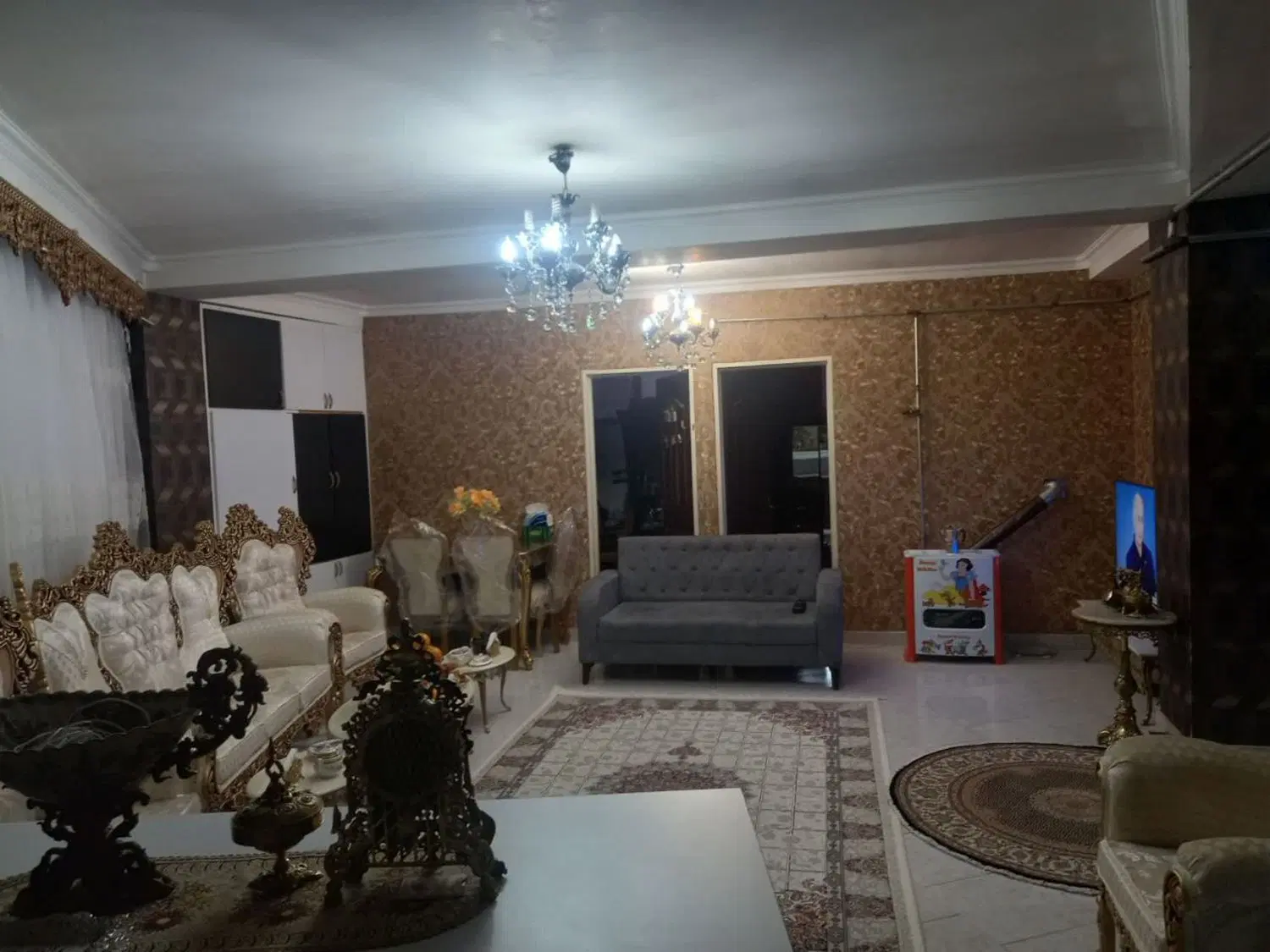رهن و اجاره آپارتمان اندیشه