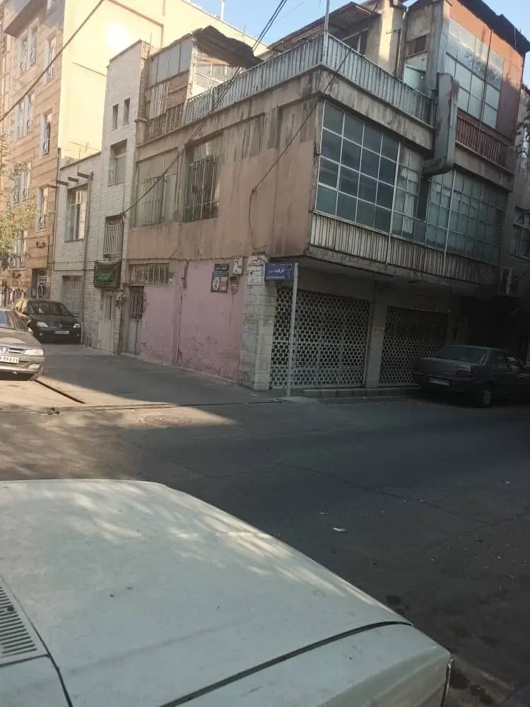 مغازه فروشی در مهرآباد جنوبی بر خیابان اصلی
