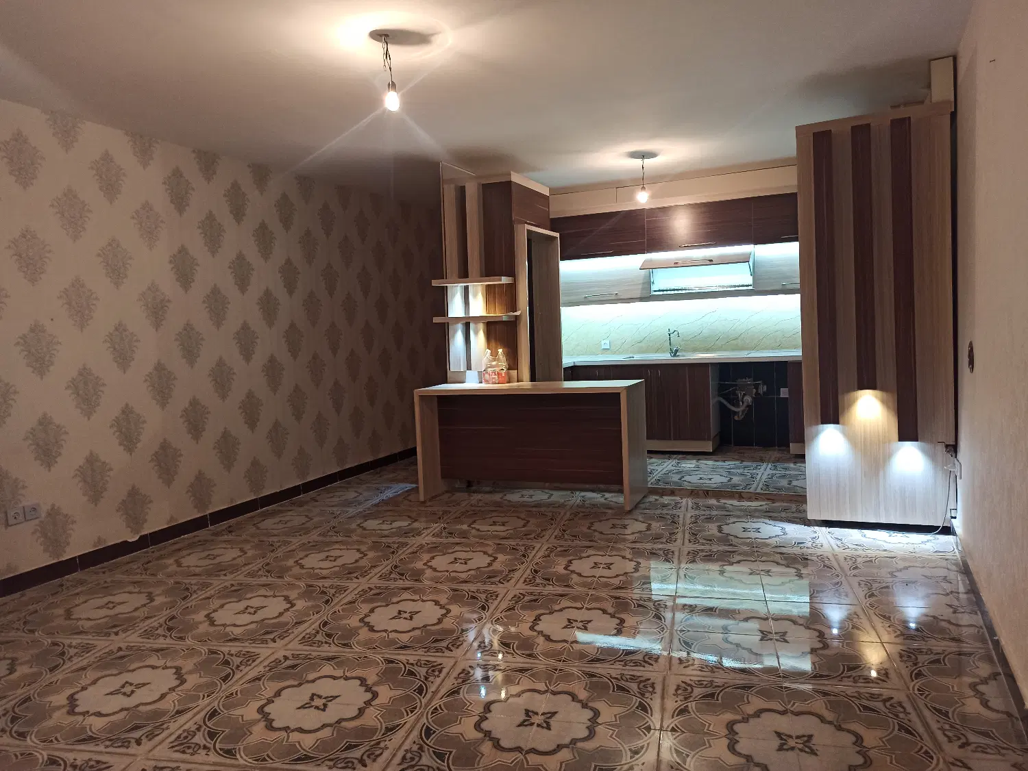 فروش آپارتمان 95 متر خیابان سرباز شهید_وحدت_اصمعی