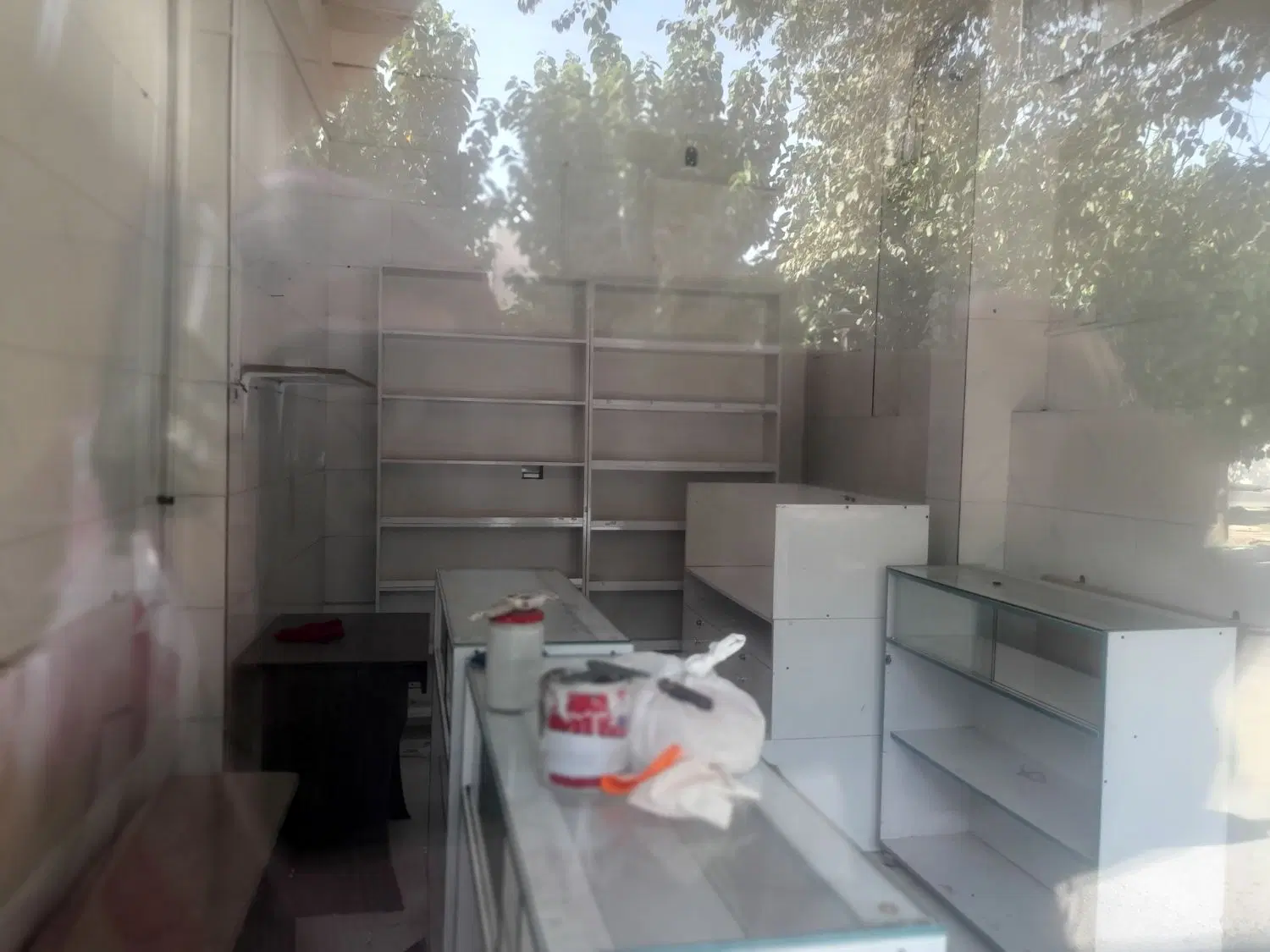 مغازه ۱۵متری