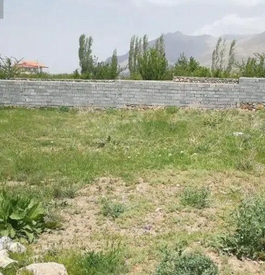 زمین مزدک حبیب اباد