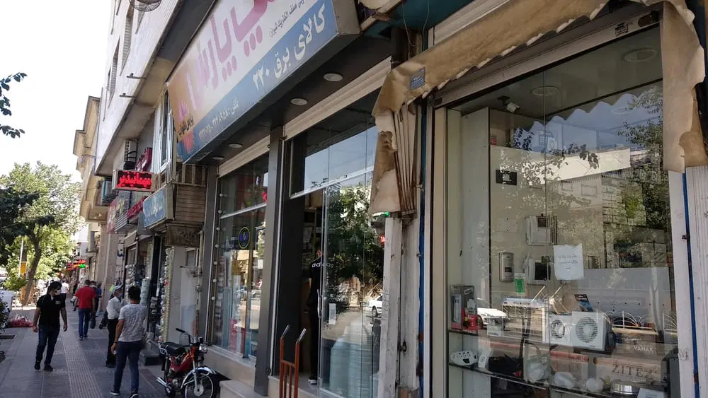 زمین تجاری قاانی