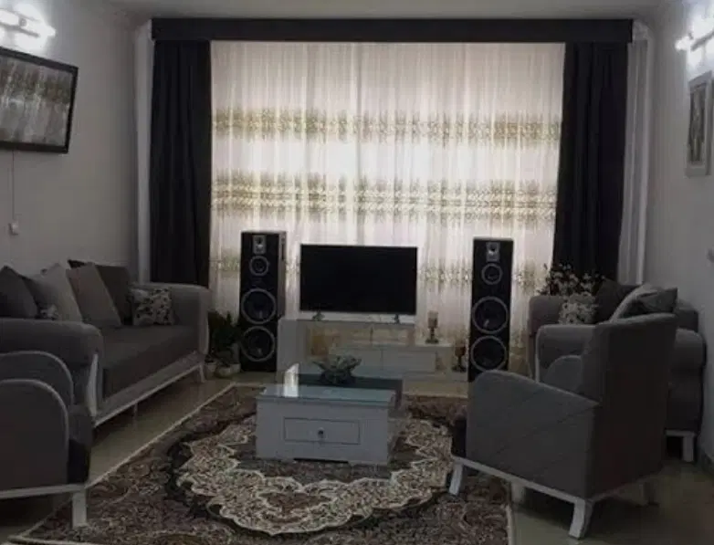 همخونه همخانه