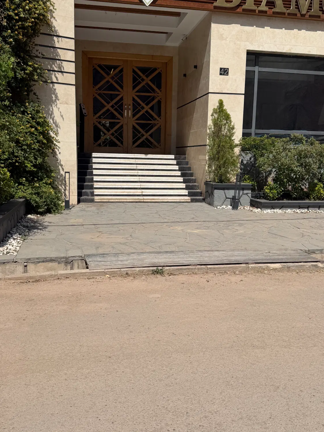 نارمک_گلبرگ غربی_۱۱۶متر_نوساز فول