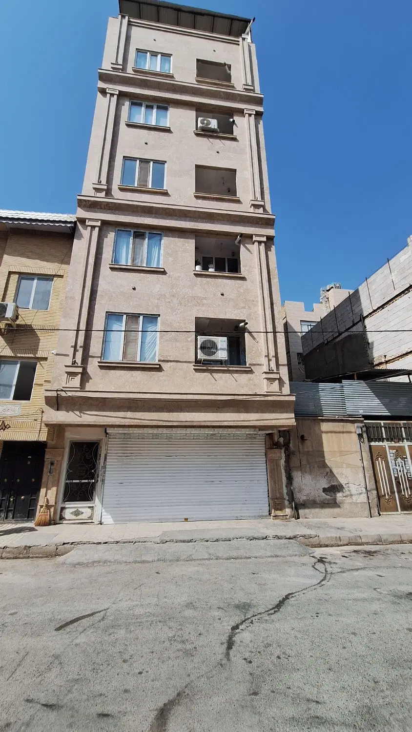 یک واحد آپارتمان طبقه ششم سرجلو