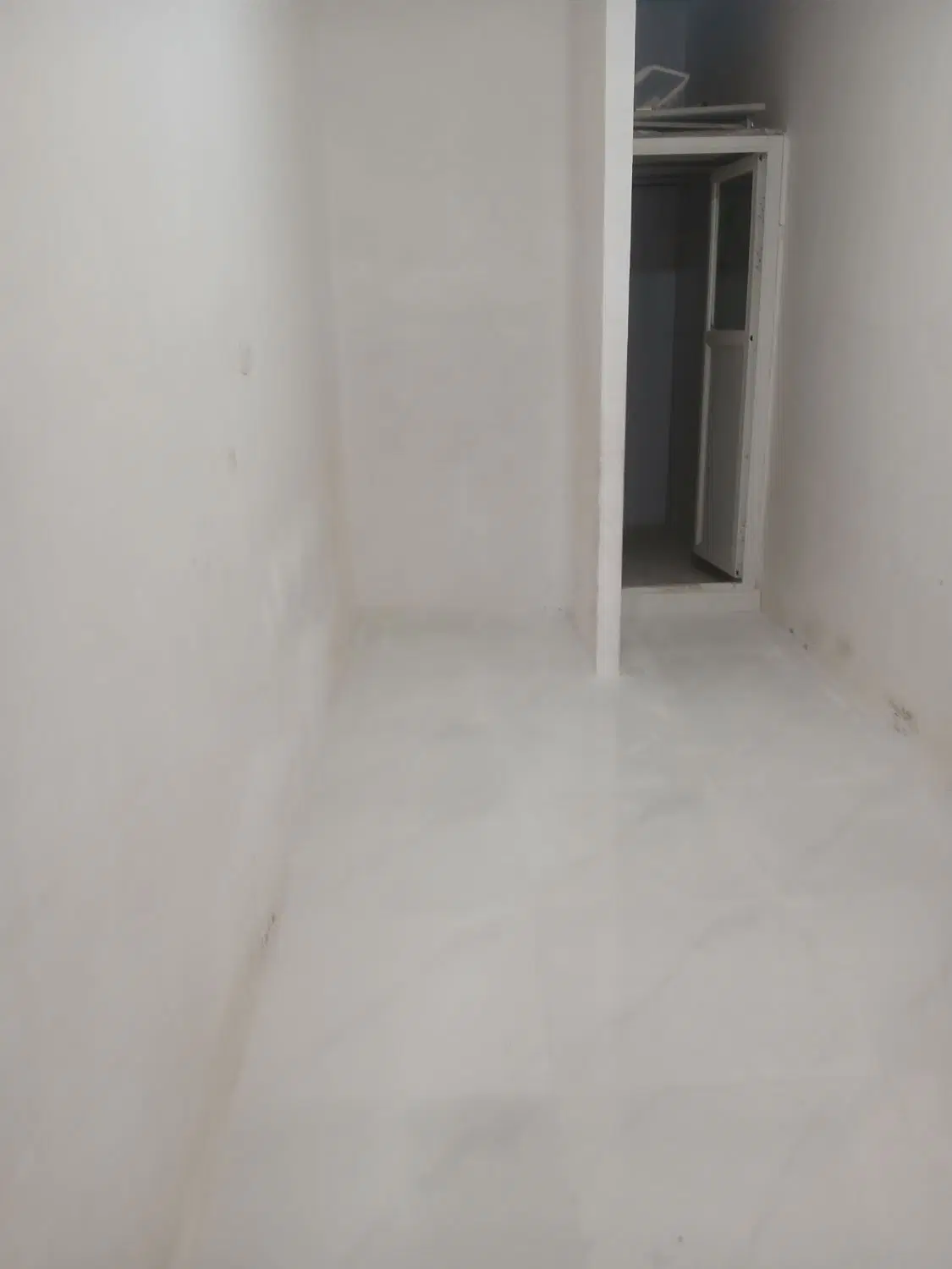 اجاره مغازه ۱۳۰ متری آپارتمان ۱۰۰متر فروش زمین طرق