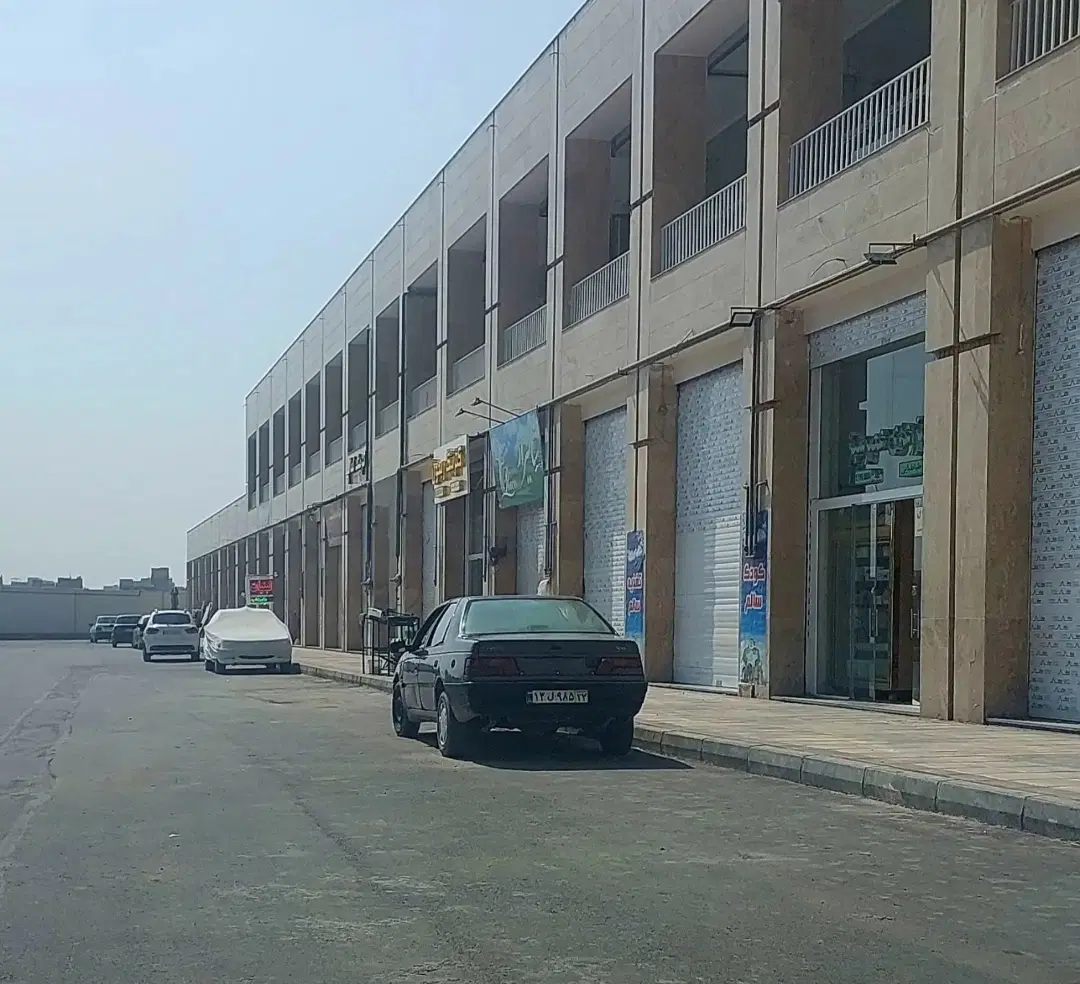 رسالت ۱مجتمع تجاری زندگی روبرو مجتمع مسکونی شاملو۲