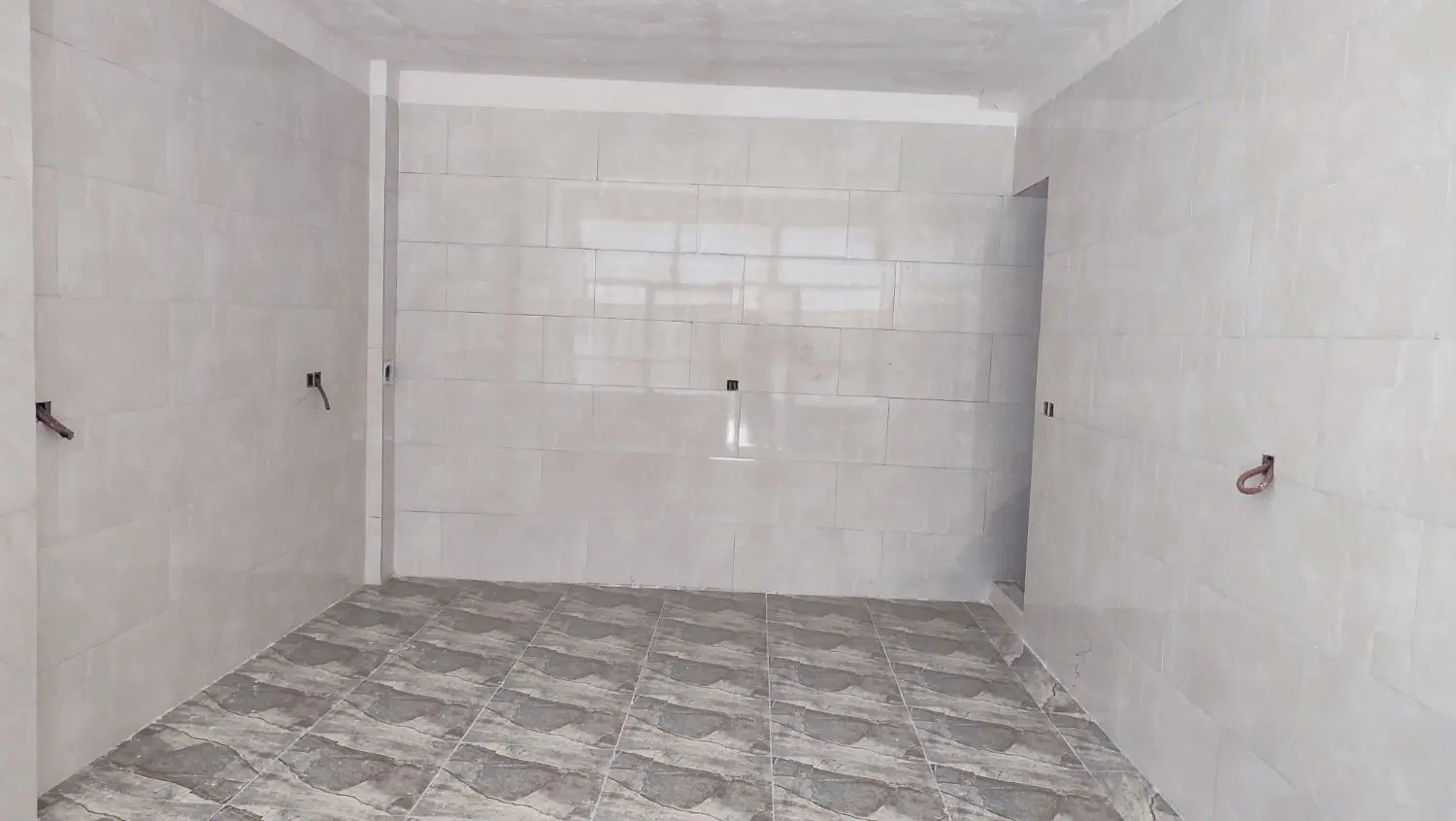 نایسر،مغازه ۳۰متری