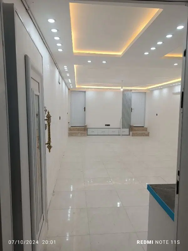 اپارتمان صفر و شیک