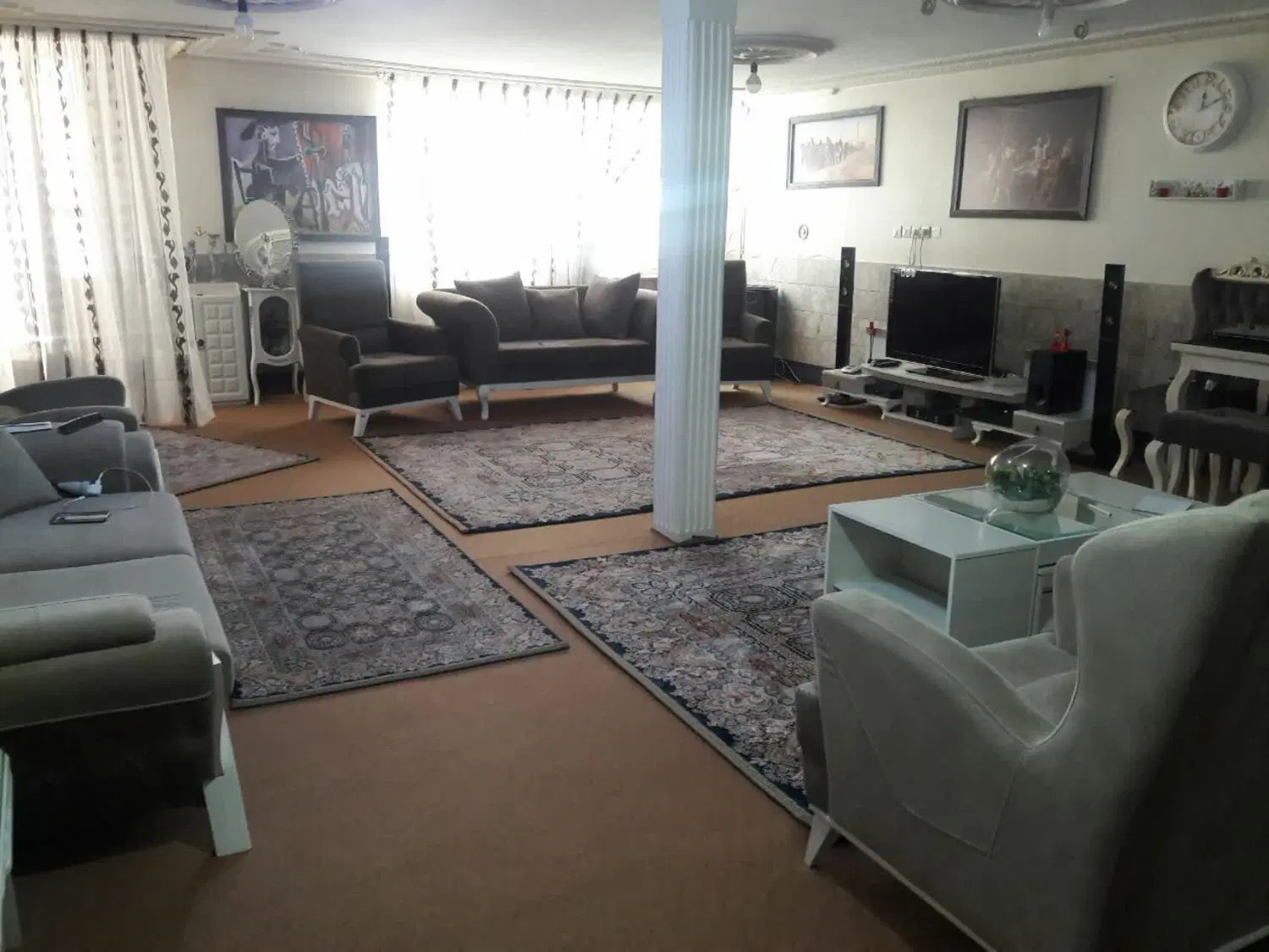 اجاره وکیل اباد فارغ التحصیلان