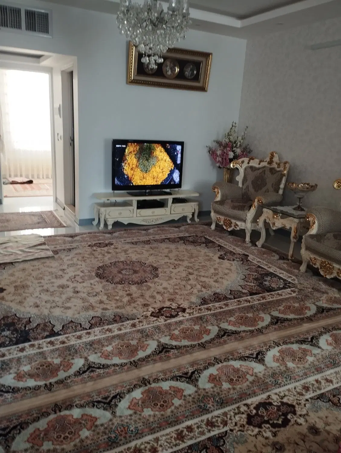 یک واحد 140متر سه خوابه