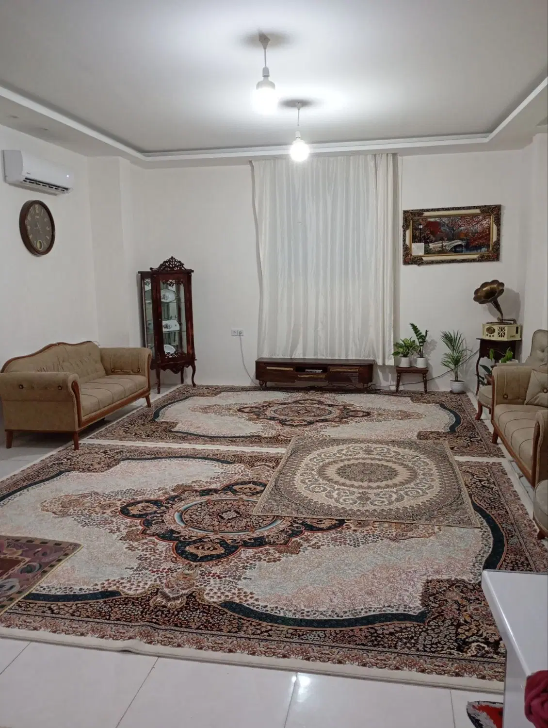 خونه لوکس همراه پارکینگ اسانسور کولر گازی