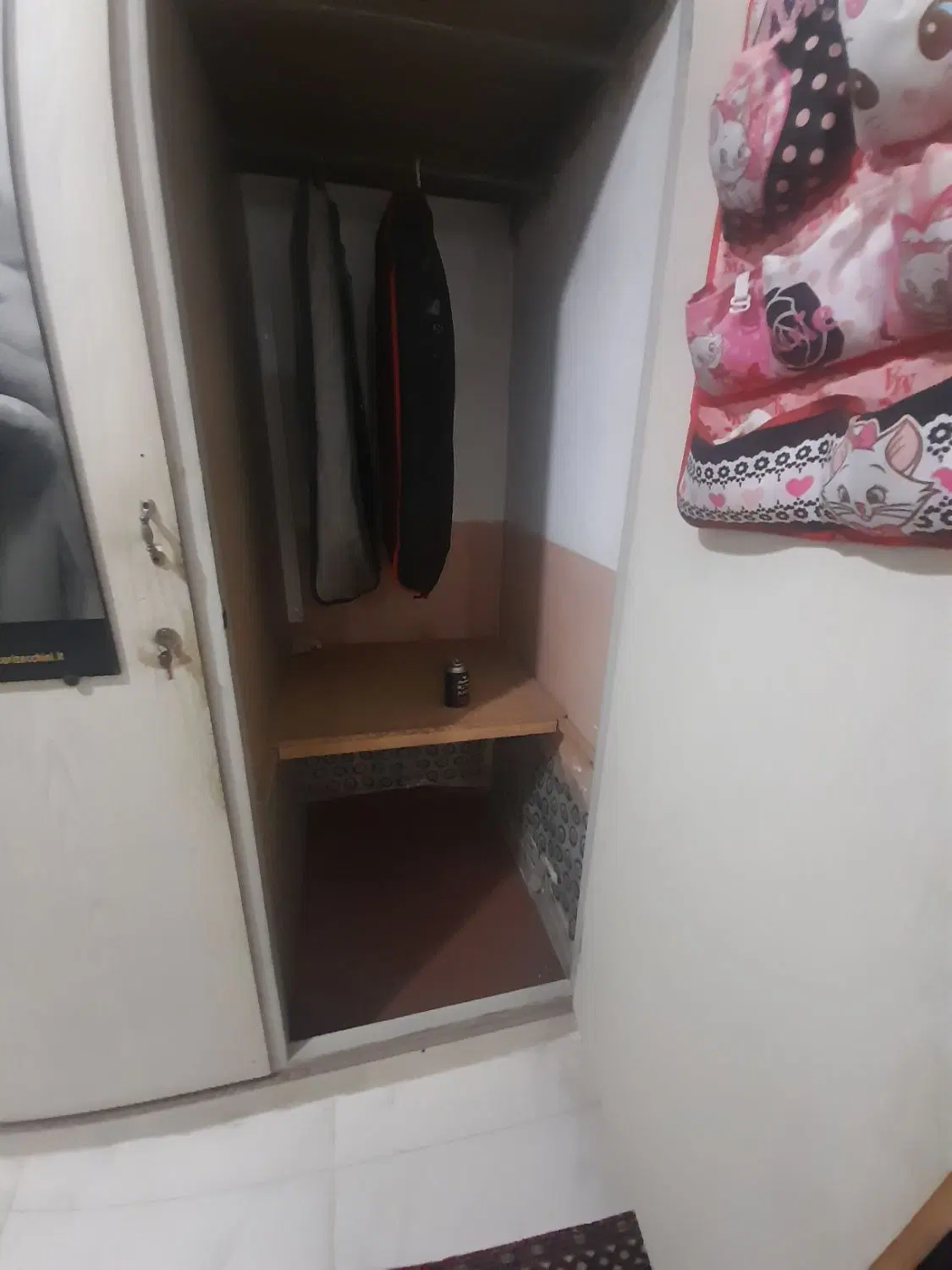 طبقه اول با پارکینگ ۶۵ متر بنا ۹۰ متر زمین