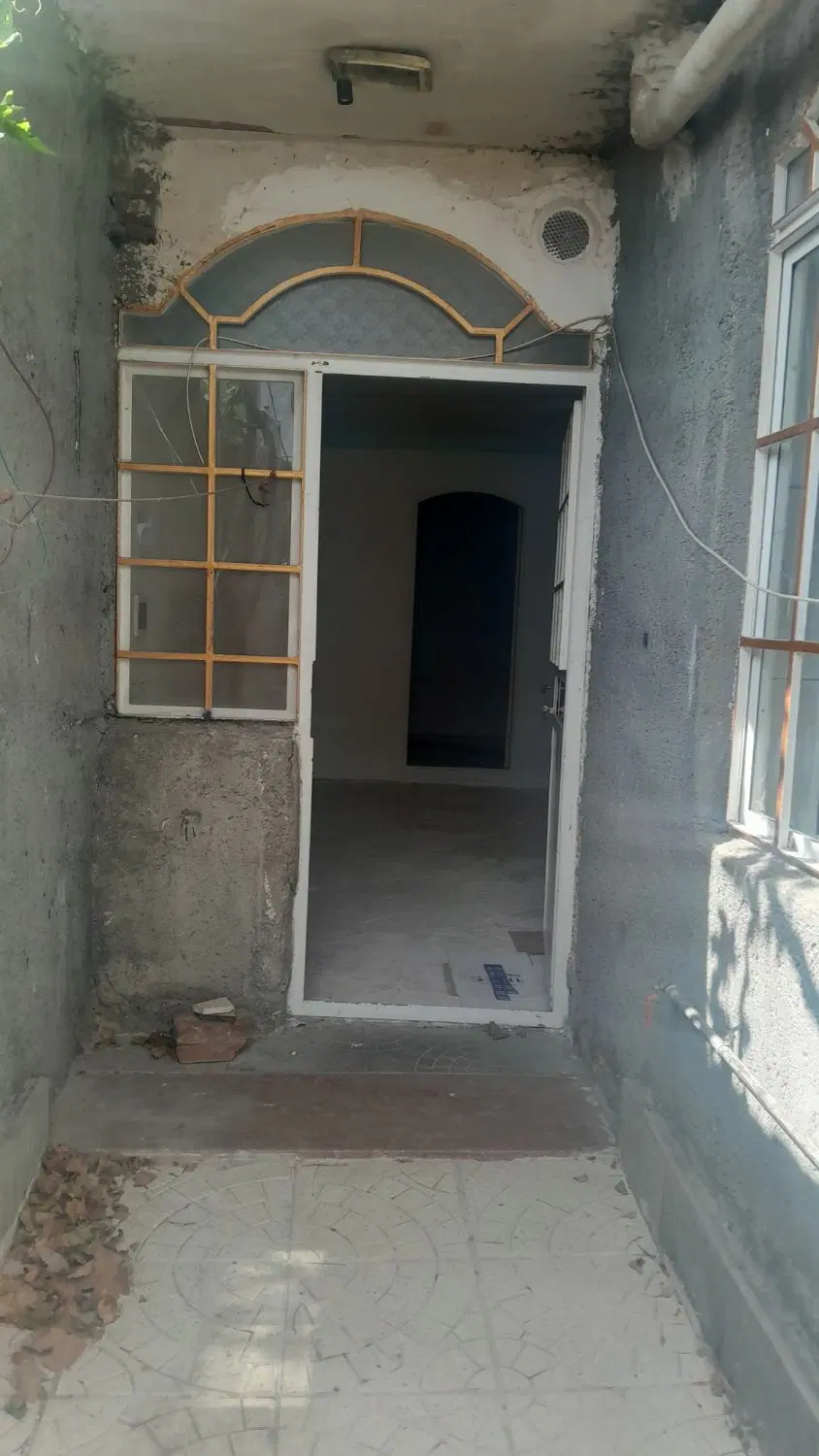 اجاره‌‌خانه‌درخیابان‌المهدی