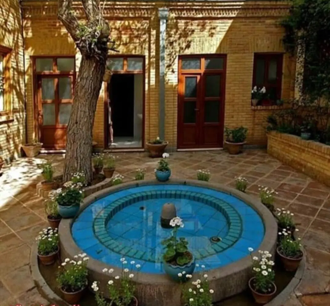 منزل ویلایی دربست میرزاطاهر شرقی