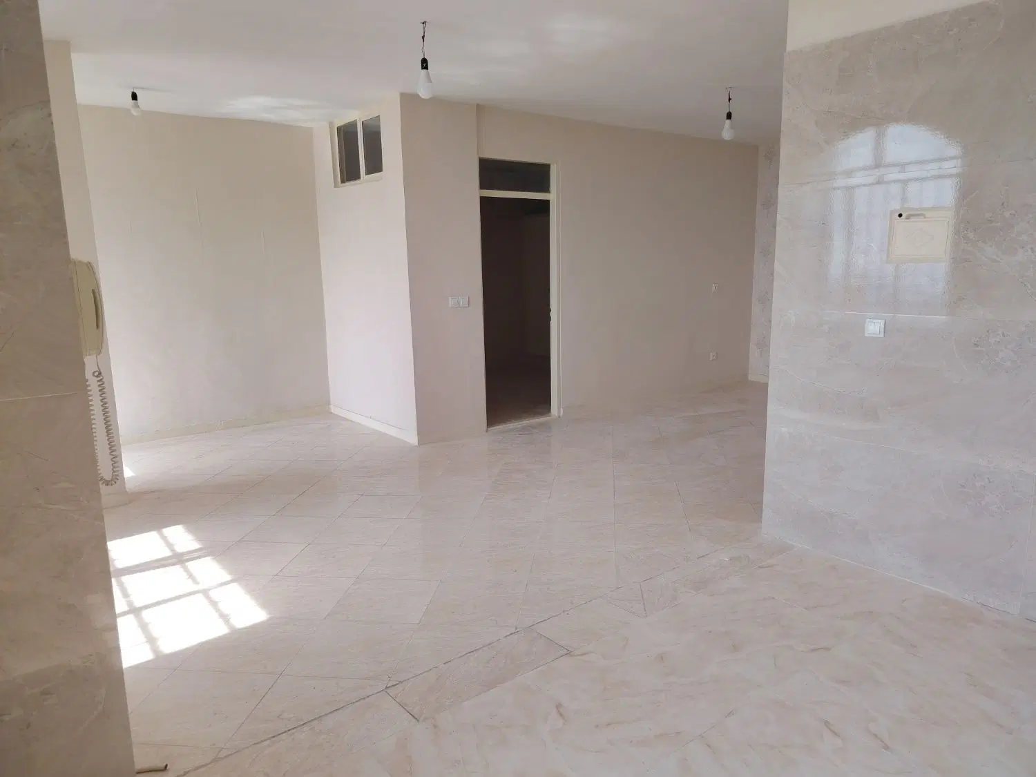 آپارتمان ۱۰۰ متری