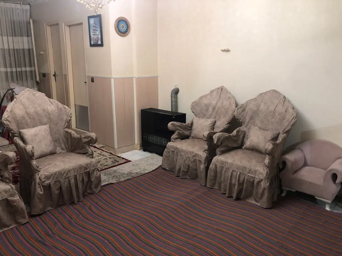 آپارتمان ۶۰ متری رهن کامل خوش نقشه پارکینگ