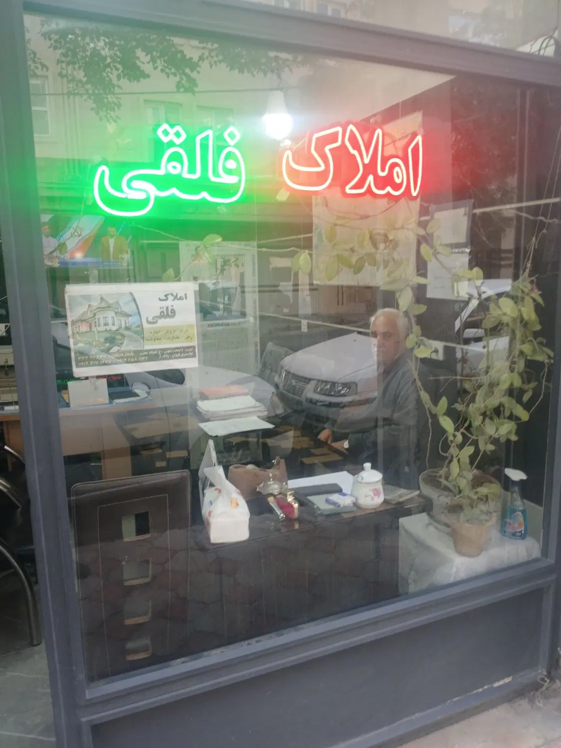 آپارتمان۱۳۰ متری ولیعصرجنوبی