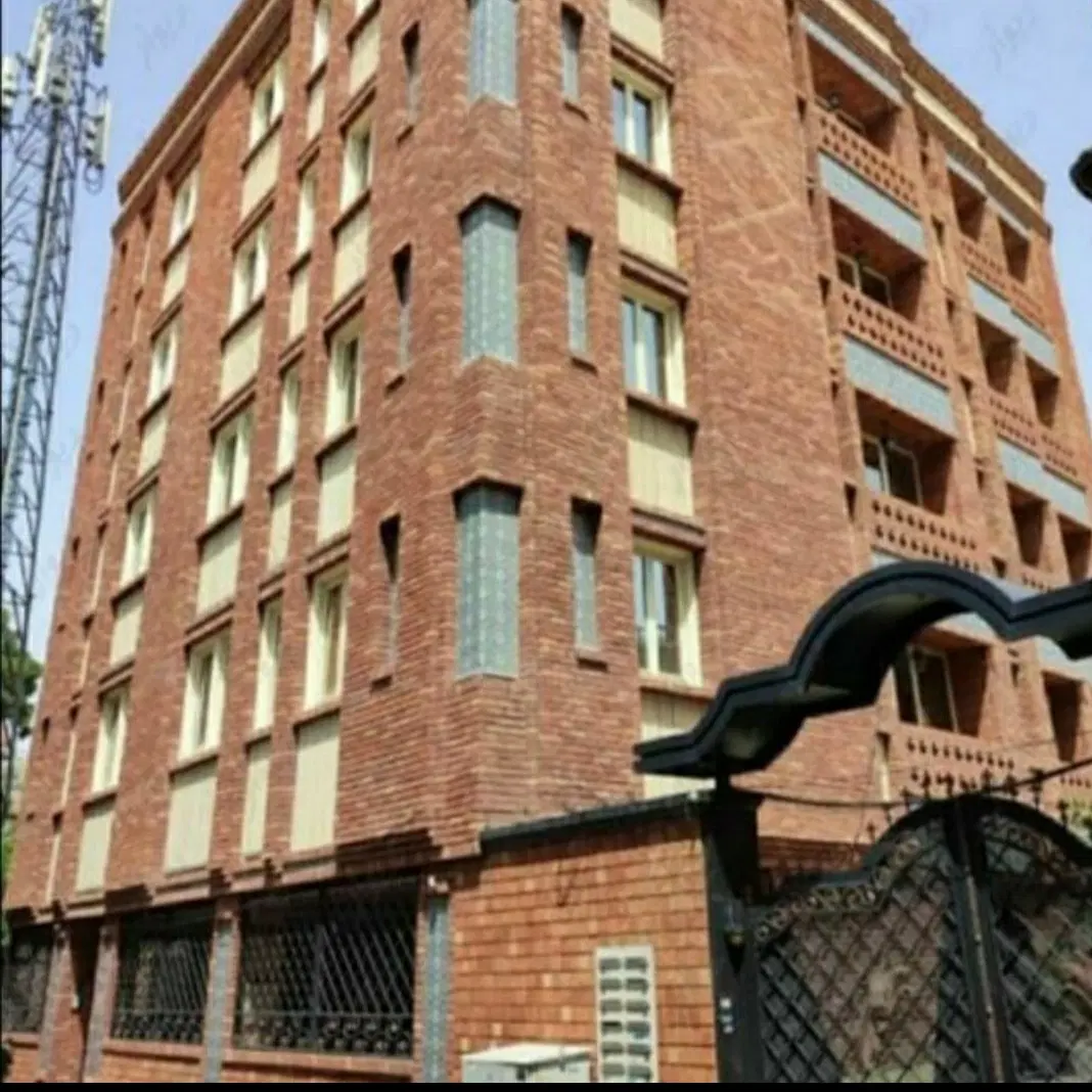 رهن کامل واحد ۶۴ متری با کاربری اداری