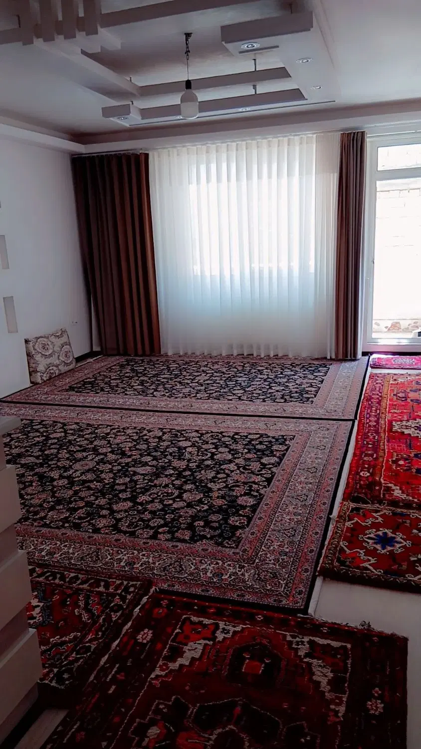 واحد طبقه دوم  85متر درعباسی کوی شهدا