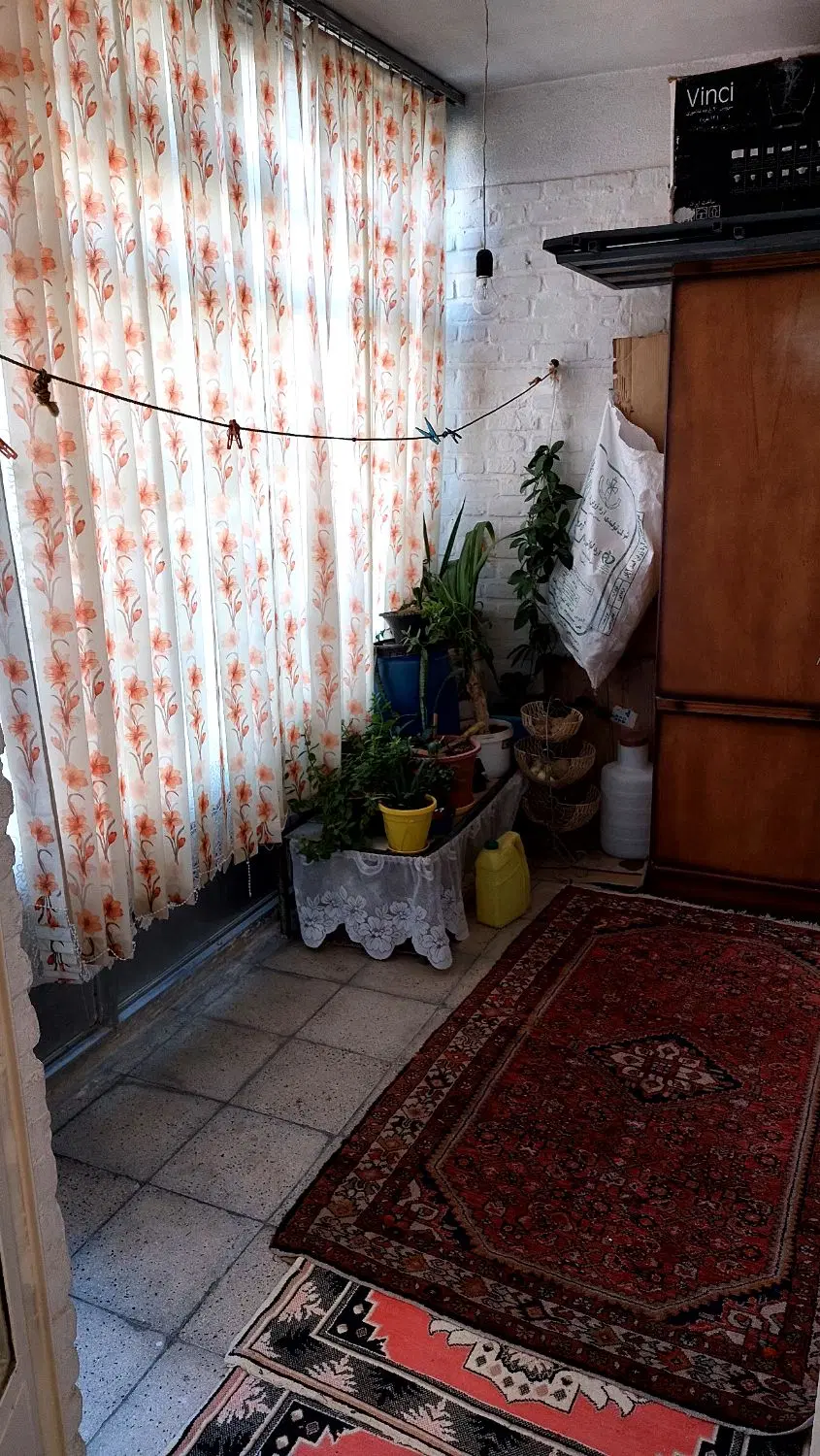 آپارتمان ۸۳متری بلوارشاه حسینی