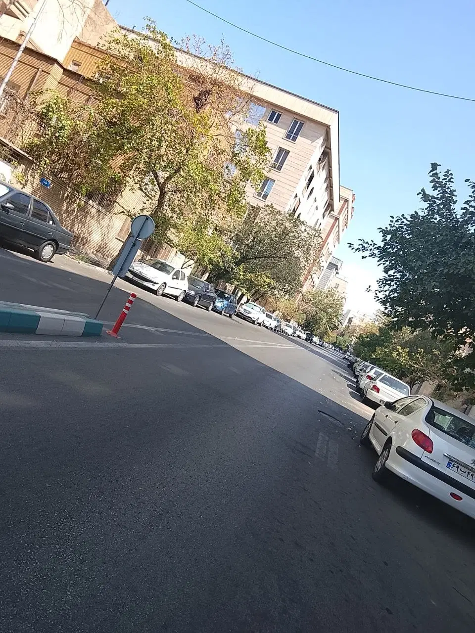 ۲۴ متر مغازه پاساژ رضا آزادگان